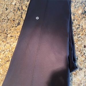 Lulu Lemon Pants Size 4. Worn once